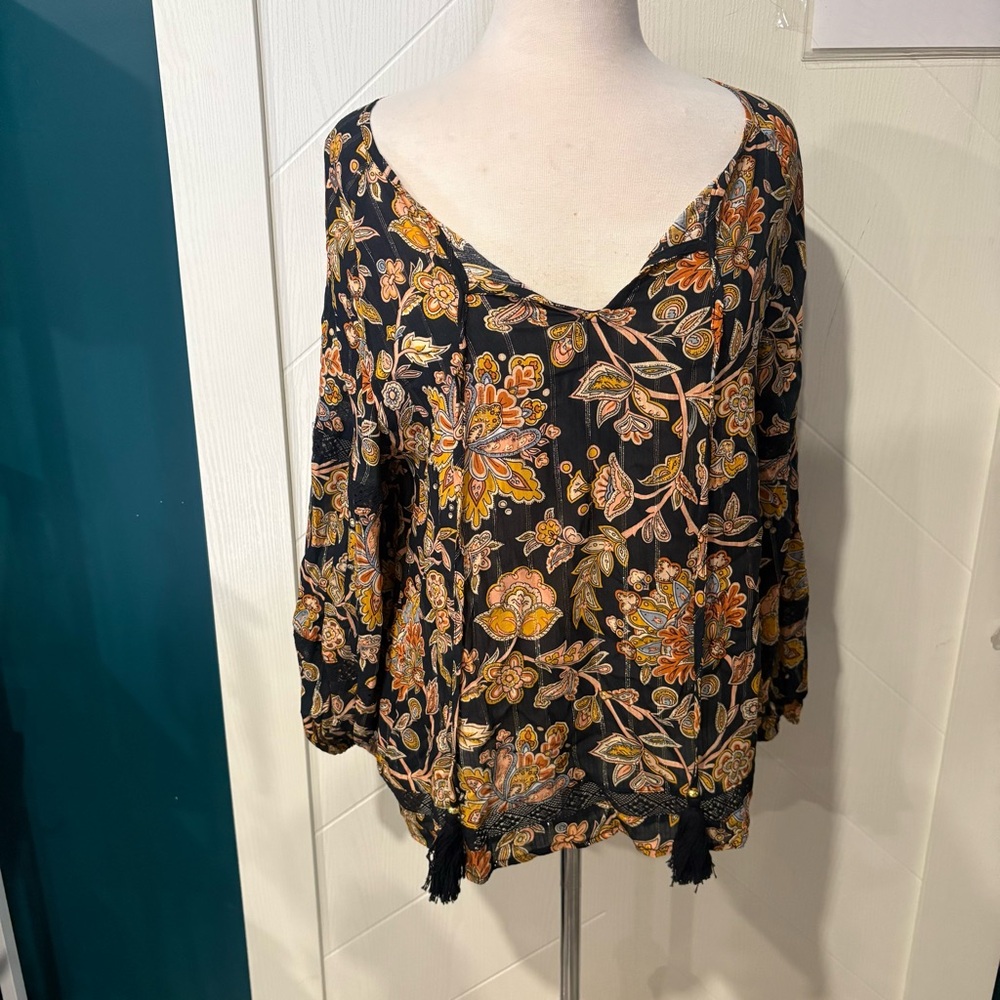 Cleo Petites Floral Boho Blouse‎ Gold Lurex Tassel Tie Neck Flowy Peasant Top L
